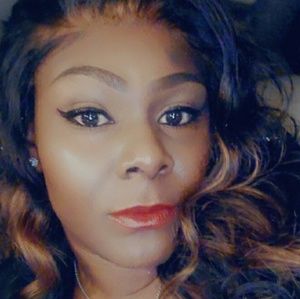 Meet your Posher, Rená